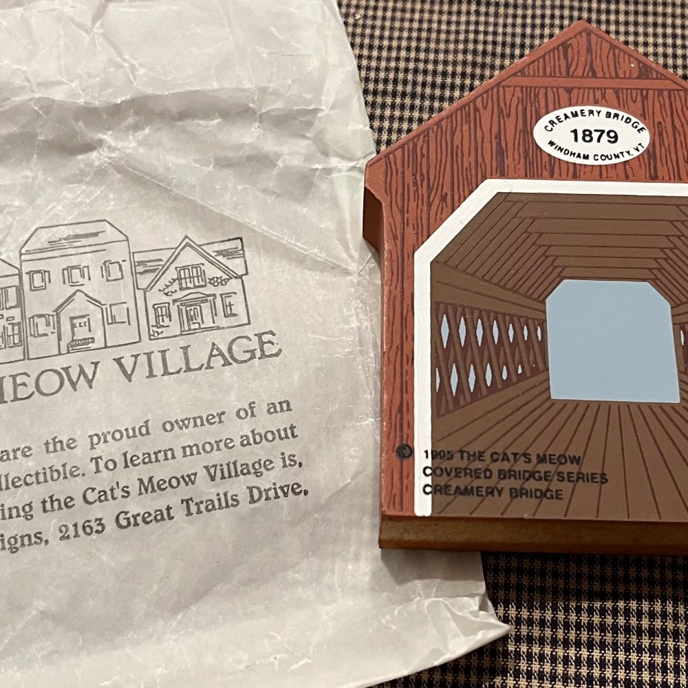 Cat's Meow Village John Belville House 1986 Village IV Series Signed Fal…